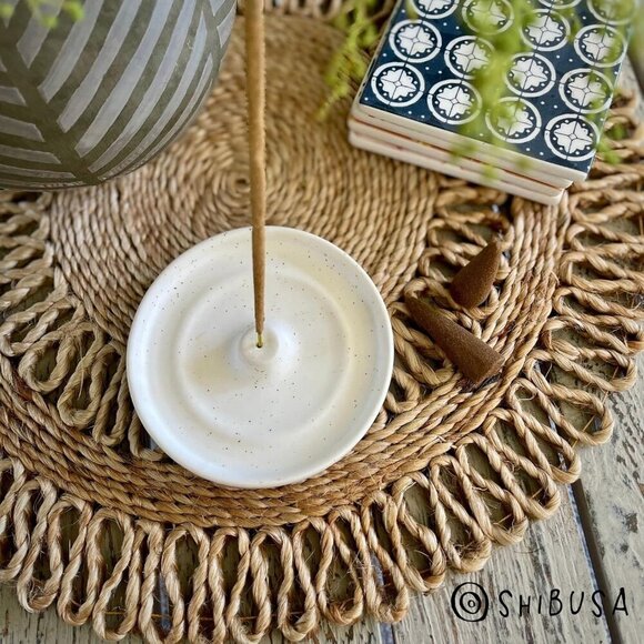 Ceramic Incense Holder - Modern Minimalist Circular Incense Burner - Wide Ash Ca - Picture 2 of 9